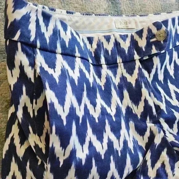 J. Crew Stretch Chino Geometric Printed Multicolored Shorts Sz 0 - Picture 3 of 5